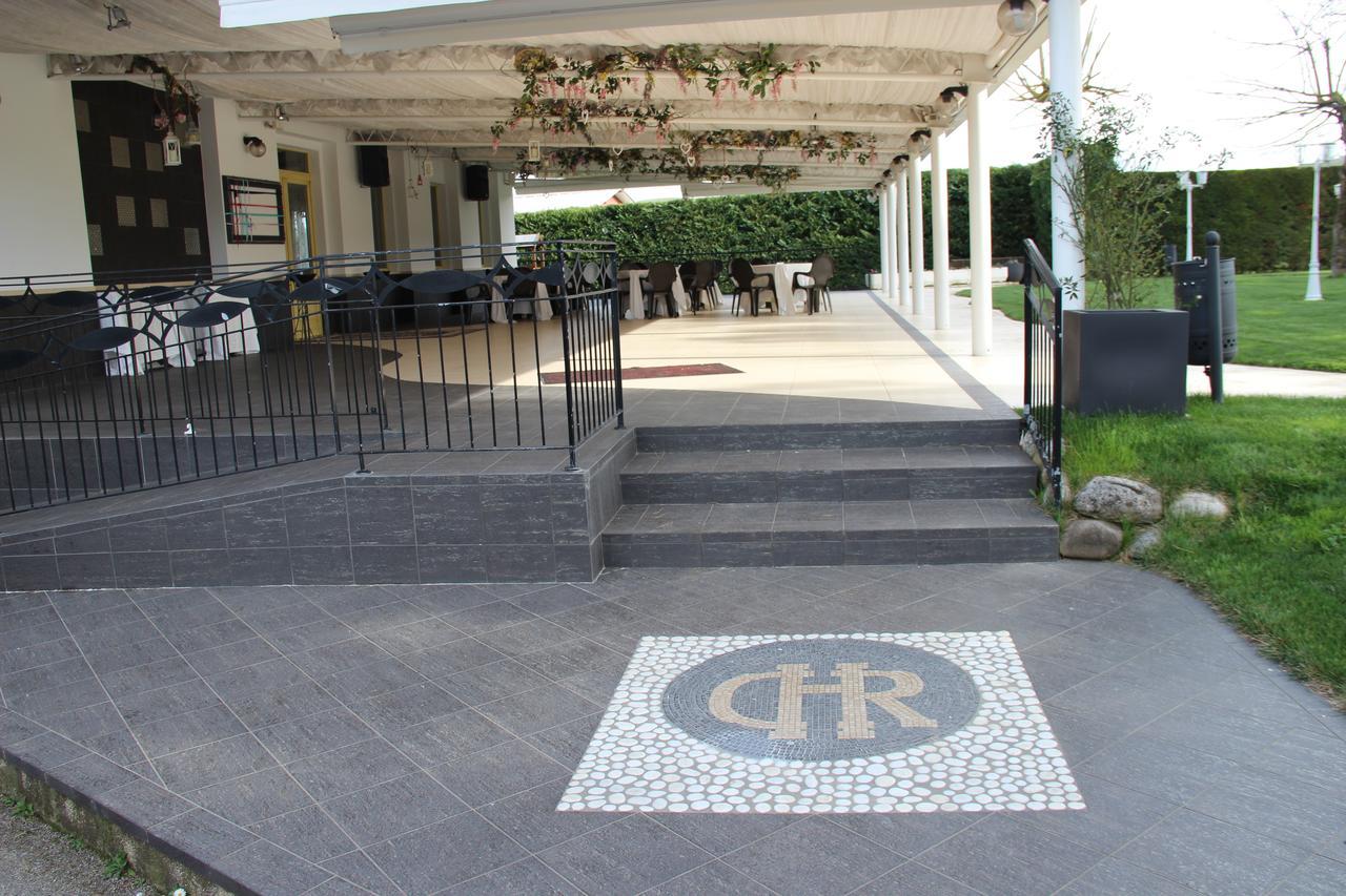 Hotel Di Rocco Лорето Апрутино Екстериор снимка